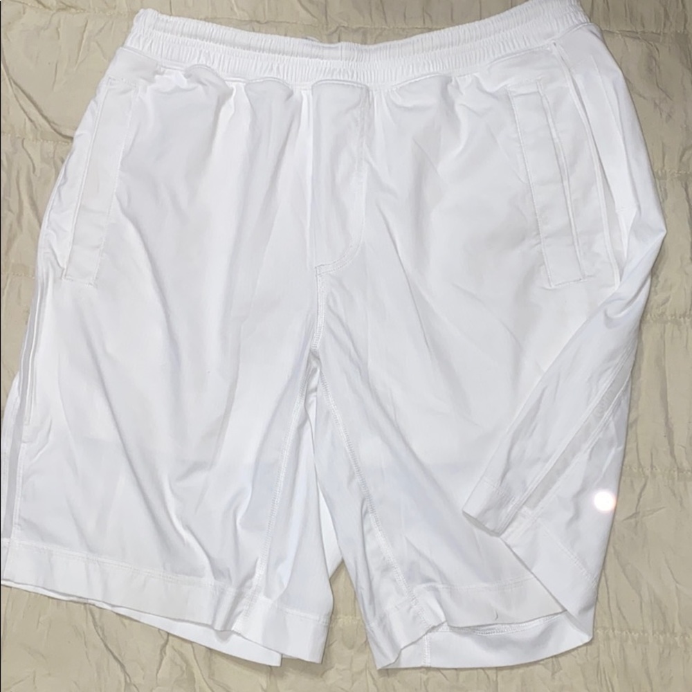 Means Lululemon short